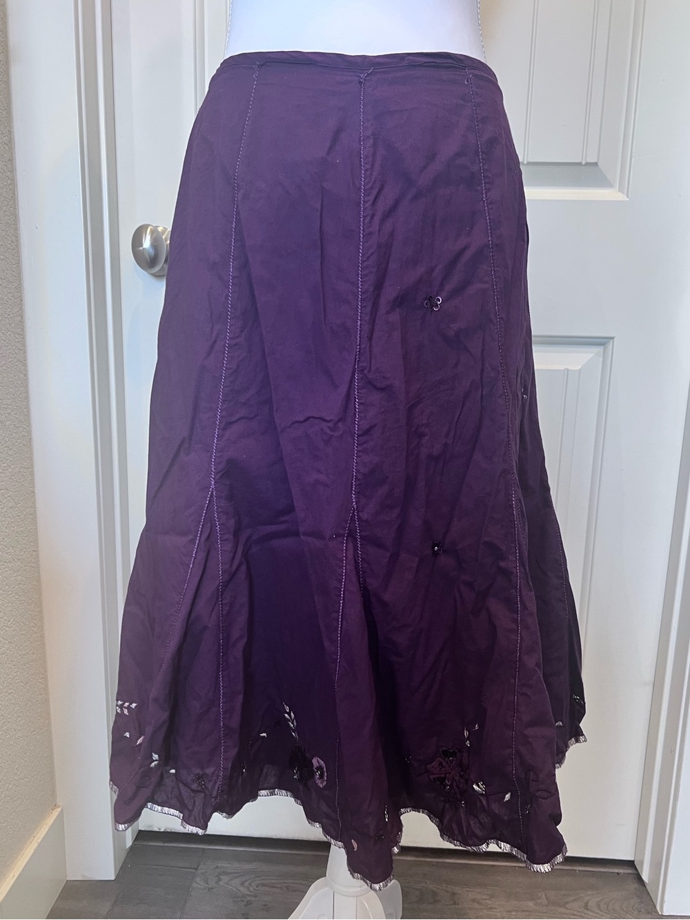 Purple fit & flare cotton skirt Sequins Beads Embroidery Lined No Stretch Sz 2